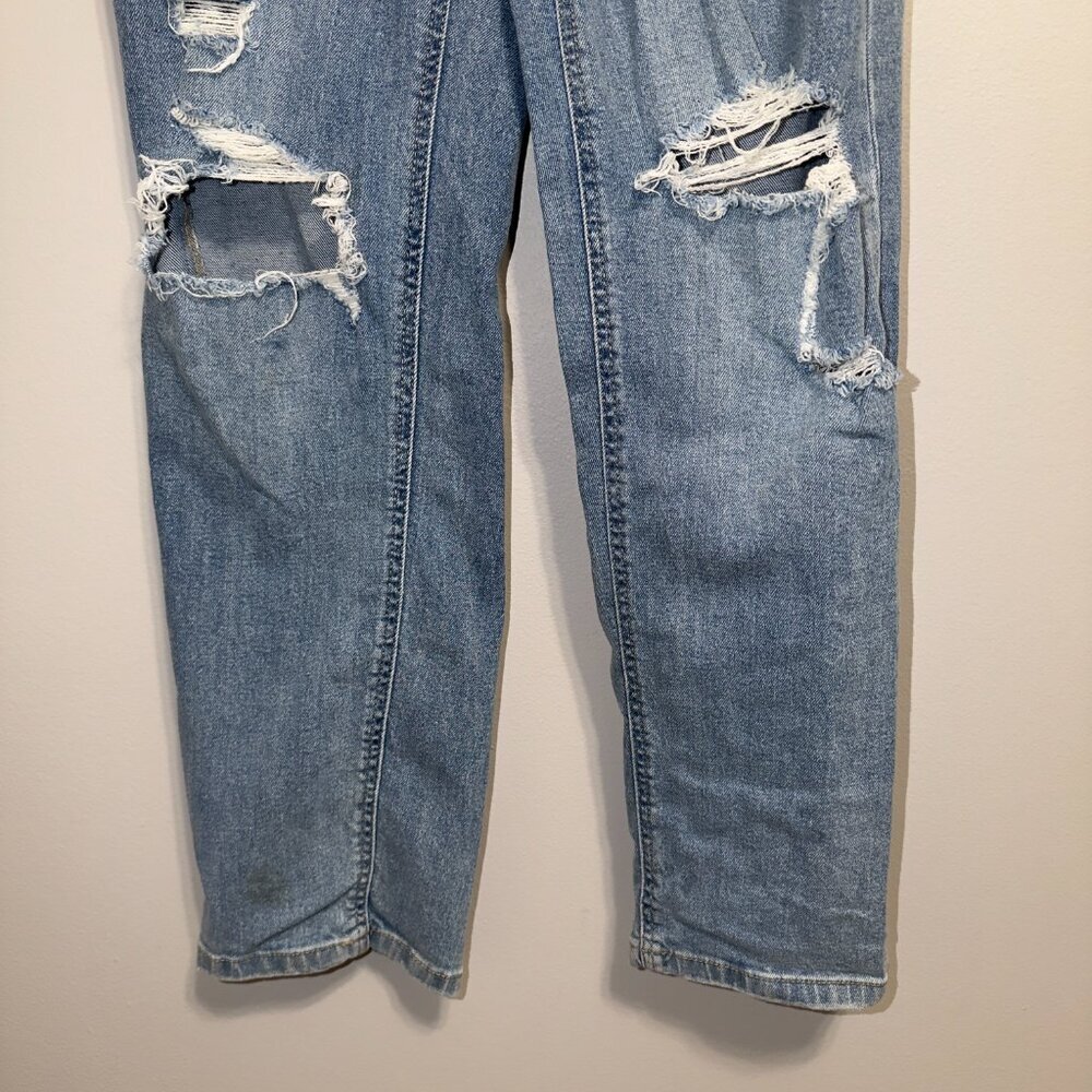 Wild Fable Super High Rise Straight Leg Distressed Jeans Size 2 Trendy Denim - Picture 4 of 7